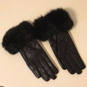 Yaoyao genuine leather gloves with fur trim